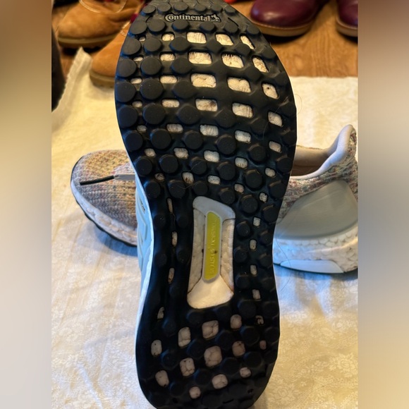 Adidas Ultra Boost Continental Collaboration Youth Size 4.5 US, UK 4 - Picture 8 of 12